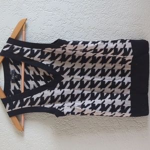 Houndstooth sweater vest